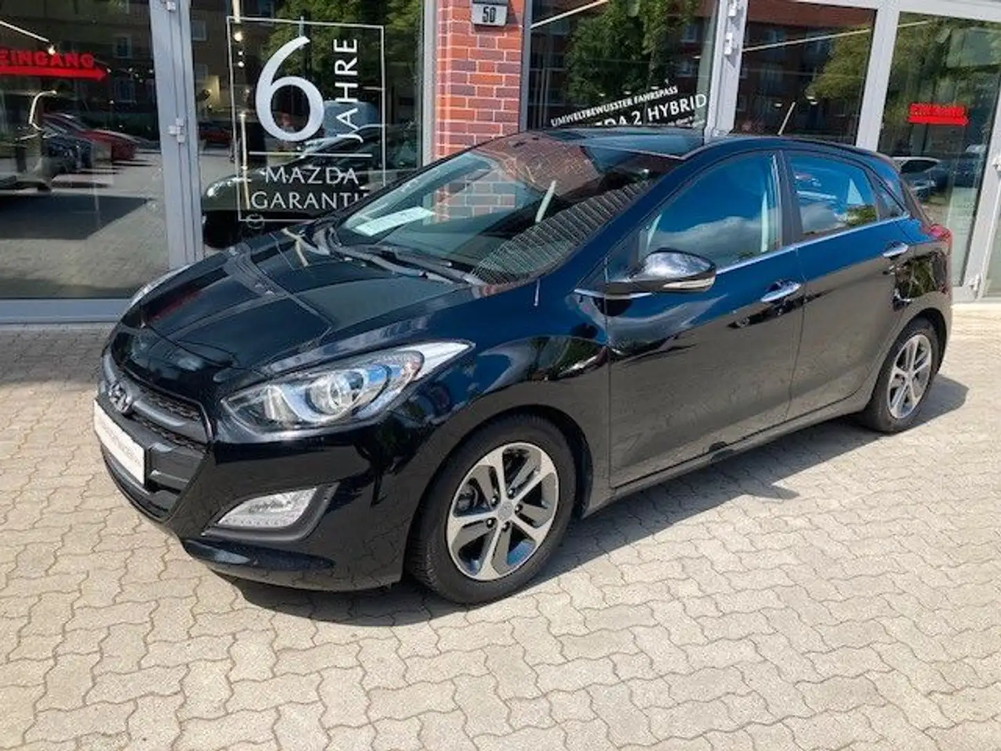 Hyundai i30 YES! Klima Kamera Sitzheizung Navi Ganzjahre Noir - 2