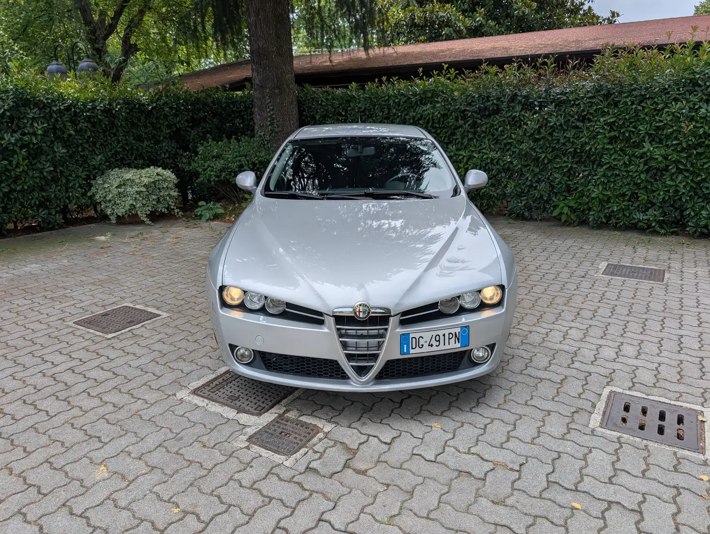 Alfa Romeo 159 Sportwagon SW 1.9 jtdm 16v Distinctive 150cv Argento - 2