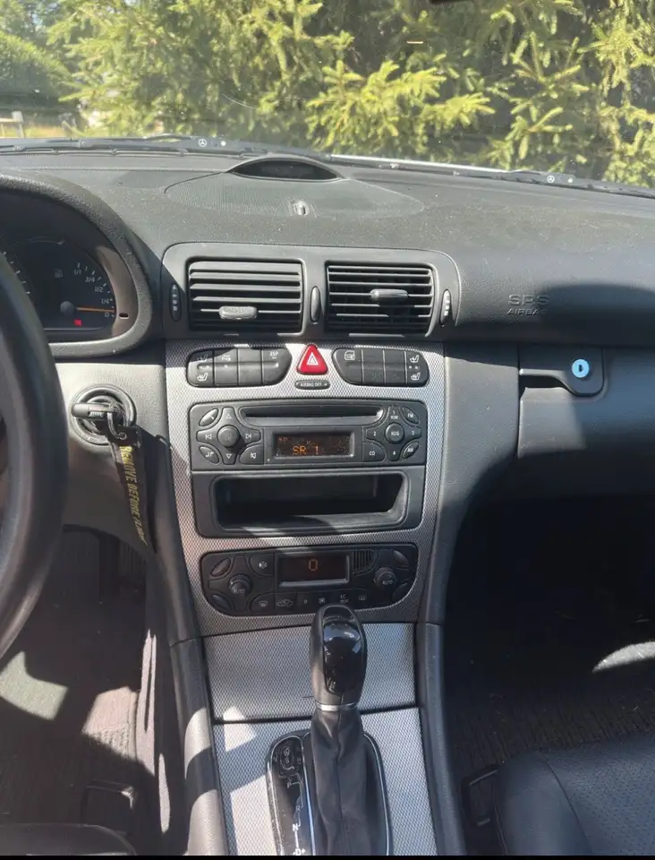 Mercedes-Benz C 200 Kompressor Sportcoupe, foto 3