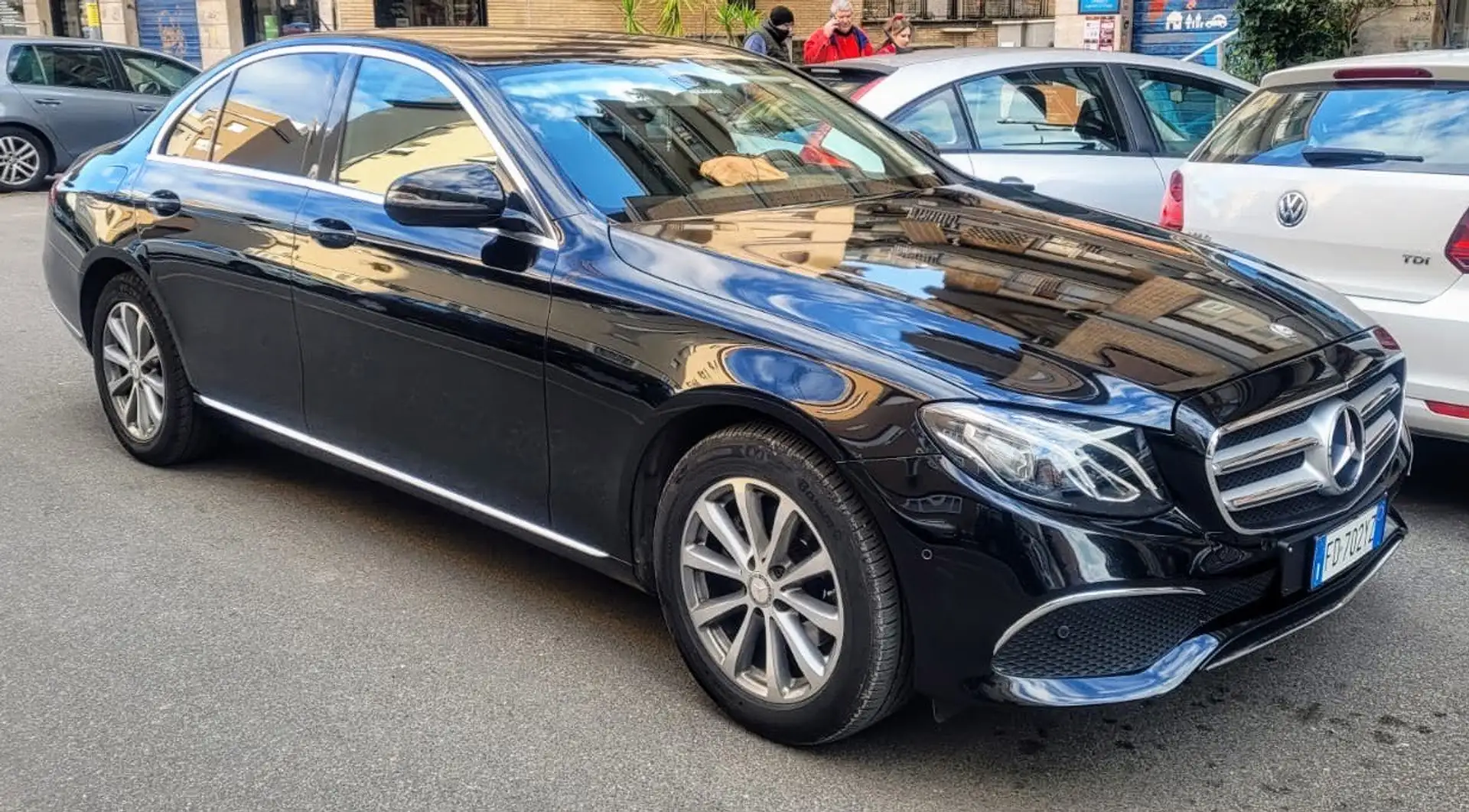 Mercedes-Benz E 220 bt Premium auto - 2