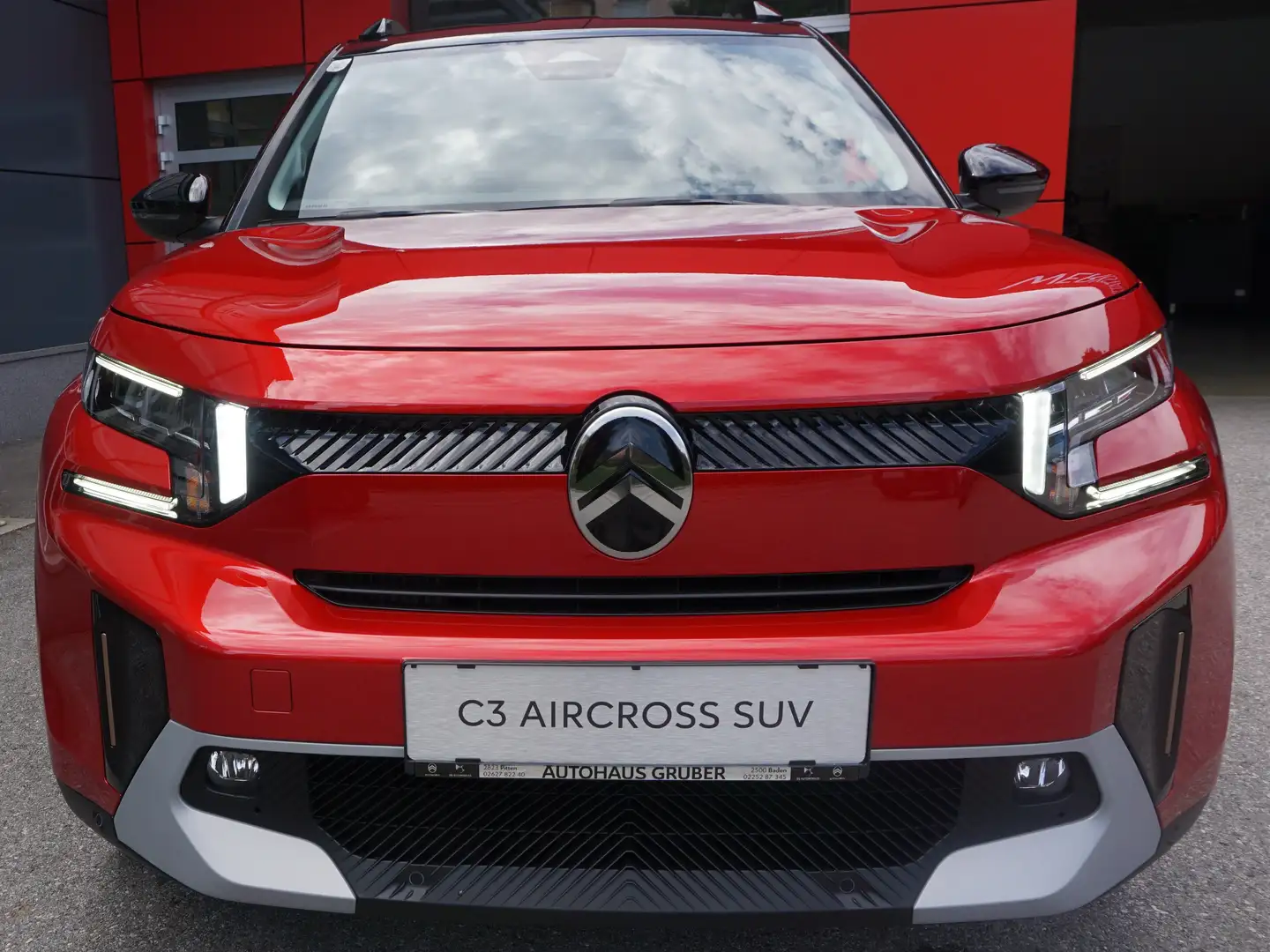 Citroen C3 Aircross Hybrid 145 Max DSC6 Rot - 2