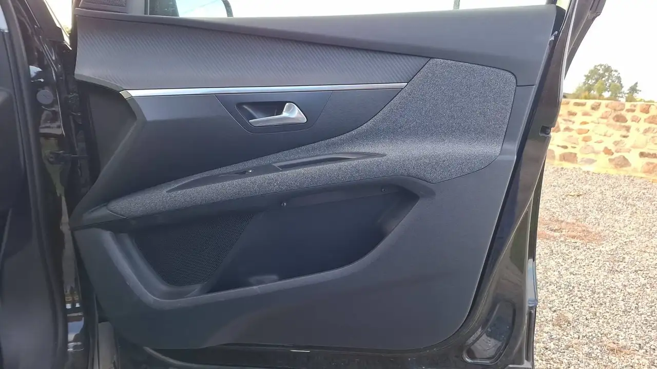 Peugeot 3008 3008 — photo 24