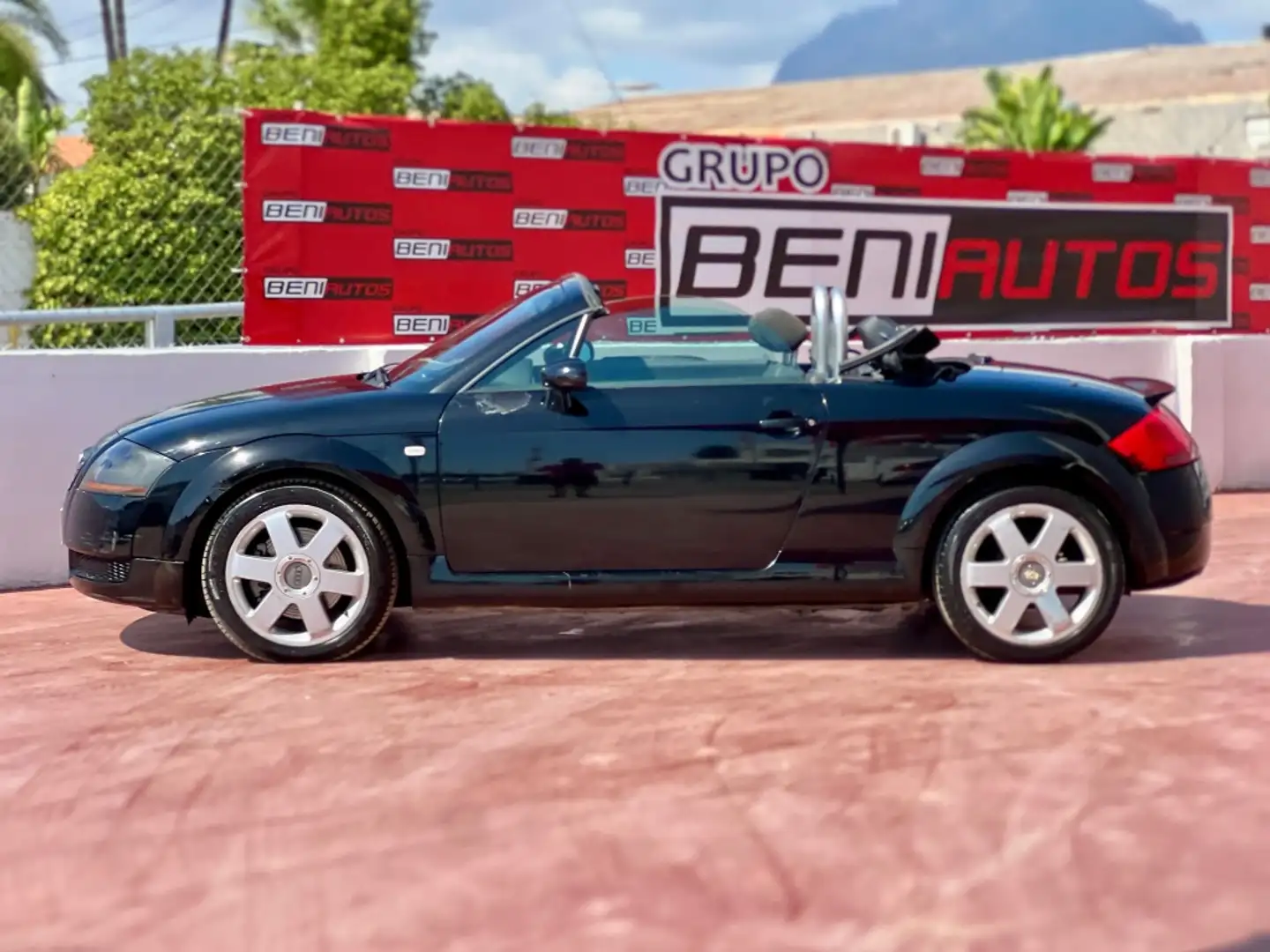 Audi TT Roadster 1.8T 5vel. 180 Nero - 2