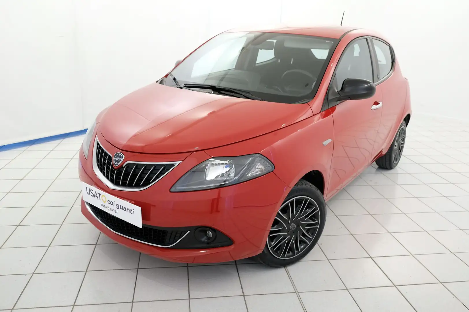 Lancia Ypsilon 1.0 69 CV 5 porte S&S Gold Rosso - 1