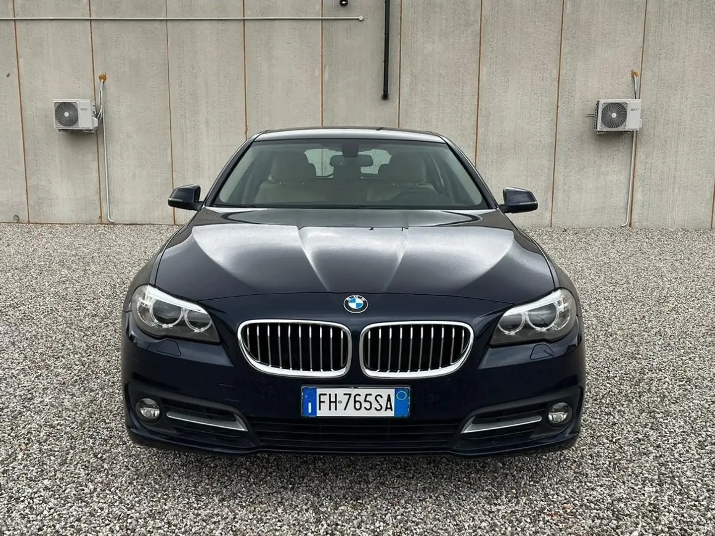 BMW 520 520d xdrive Business 190cv auto plava - 2