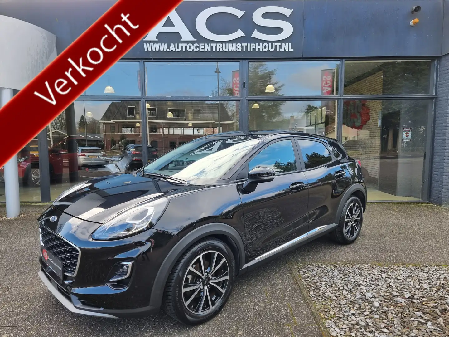 Ford Puma 1.0 EcoBoost Hybrid Titanium | Climate | Privacy | Noir - 1