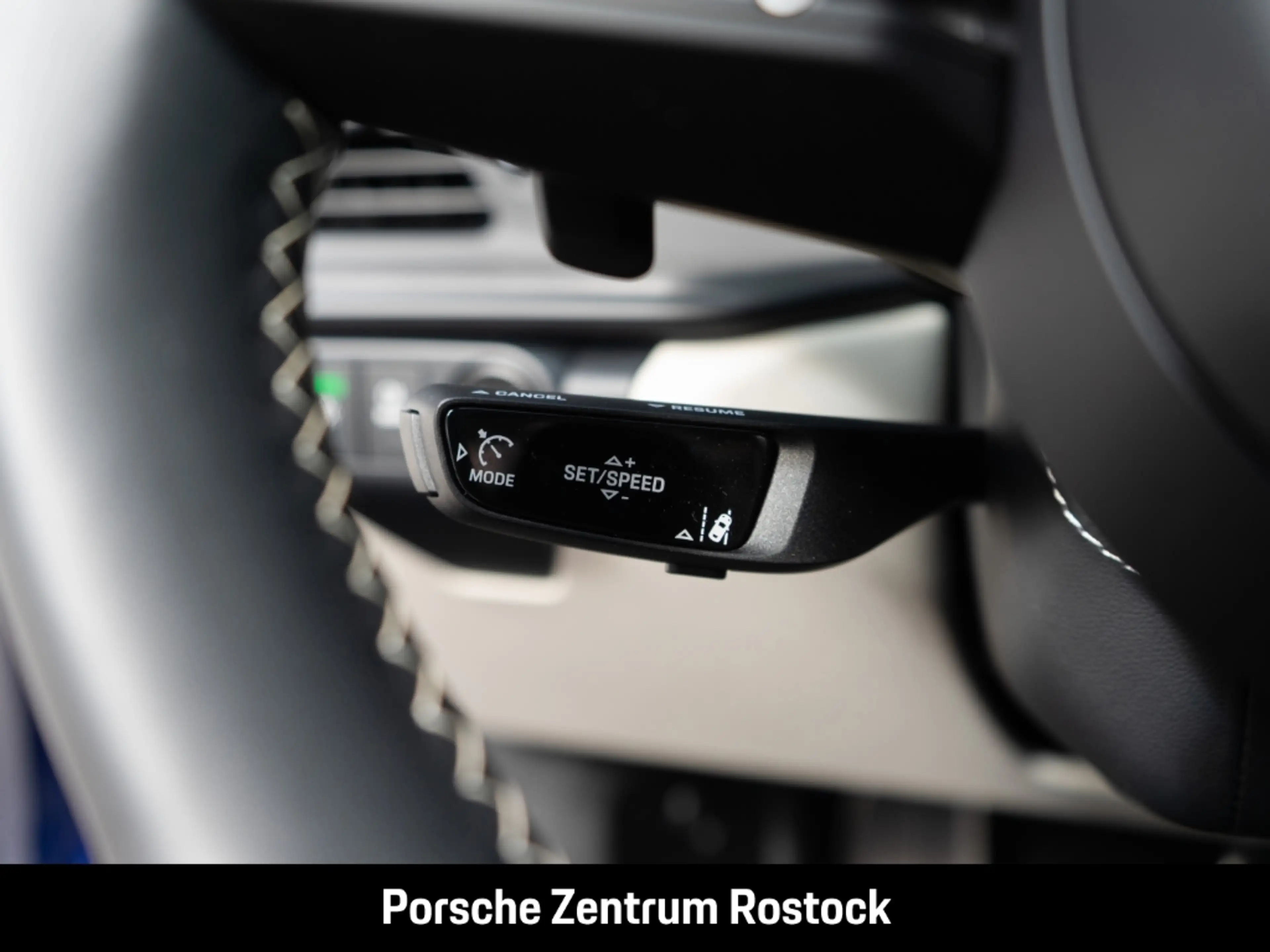 Porsche 992 -2 (911) Carrera GTS — photo 13