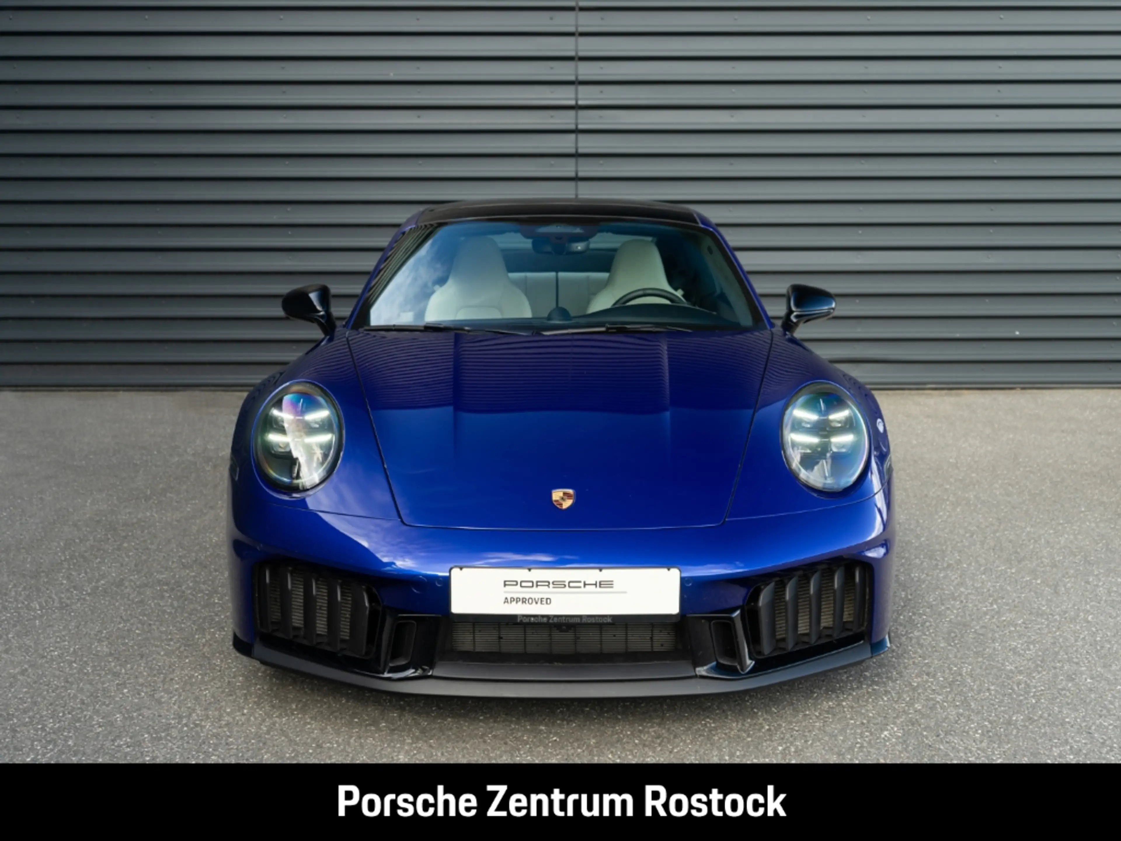 Porsche 992 -2 (911) Carrera GTS — photo 3