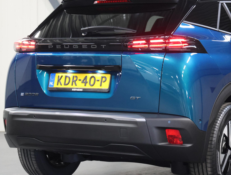 Peugeot e-2008 EV GT Avantage 54 kWh | 1ste eigenaar | AppleCarPl — photo 6