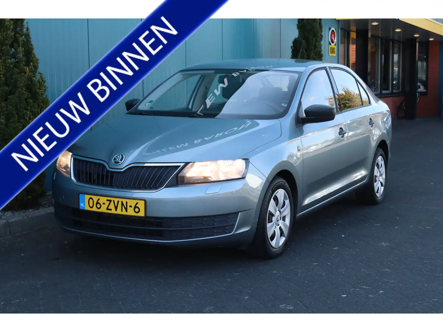 Skoda Rapid/Spaceback 1.2 TSI Greentech Comfort Go AC|CD/AUX|ELEK.PAKKET Šedá - 1
