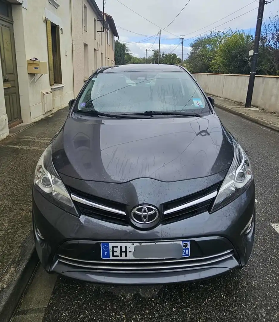 Toyota Verso Verso 147 VVT-i CVT Design - 1