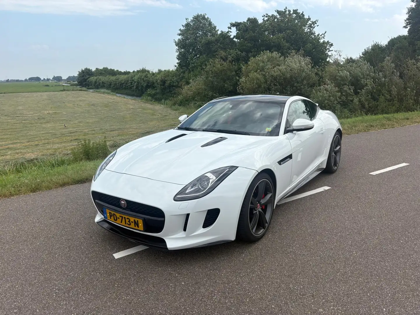 Jaguar F-Type 3.0 V6 Coupé 34.000km 1e eigenaar 340pk NIEUW Wit - 2