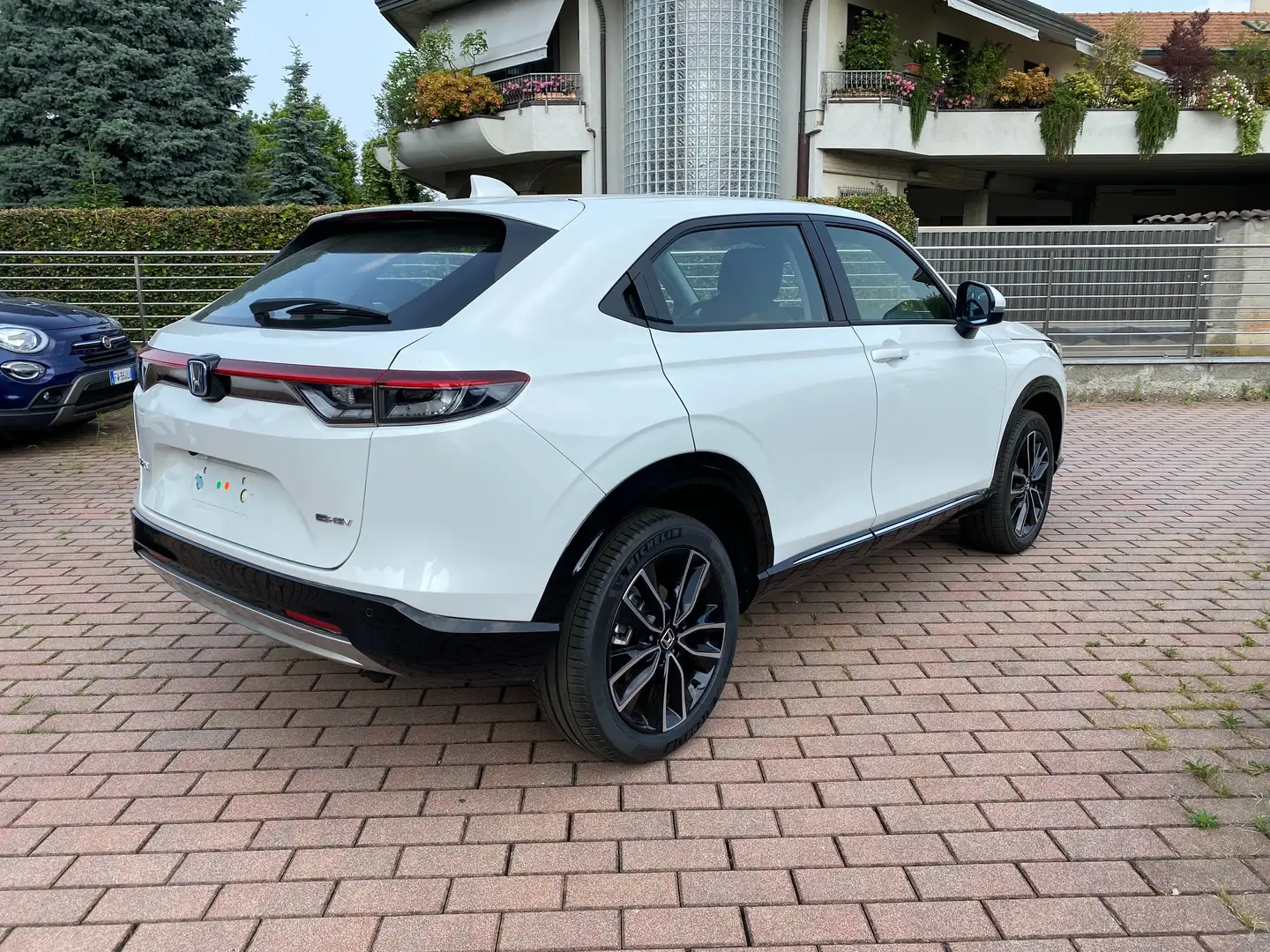 Honda HR-V 1.5 hev Advance ecvt NO VINCOLI SU FINANZIAMENTO Bianco - 2