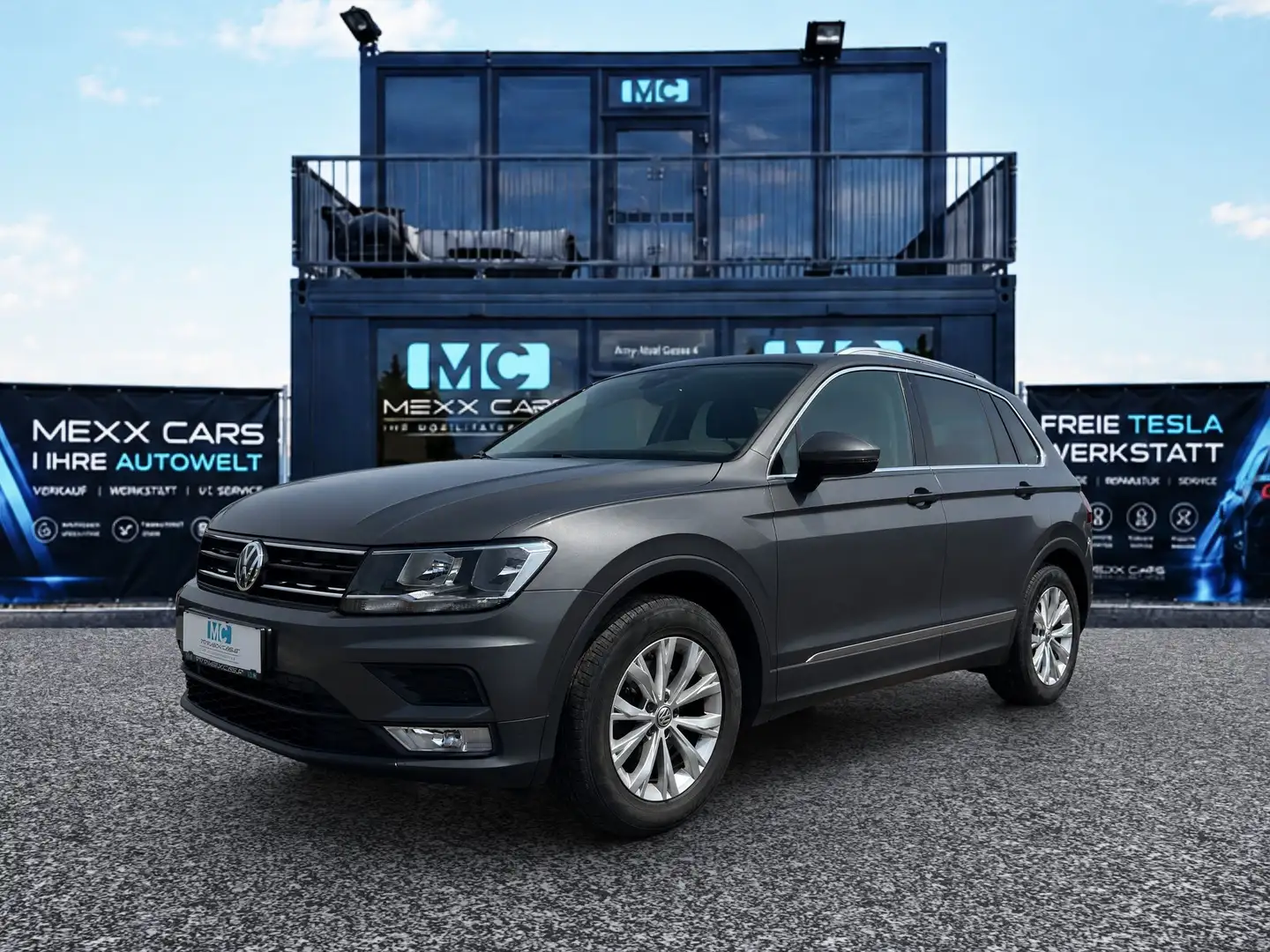 Volkswagen Tiguan 1.4 TSI Comfortline | 1.BESITZ | SHZ | PDC | 17" Grau - 1