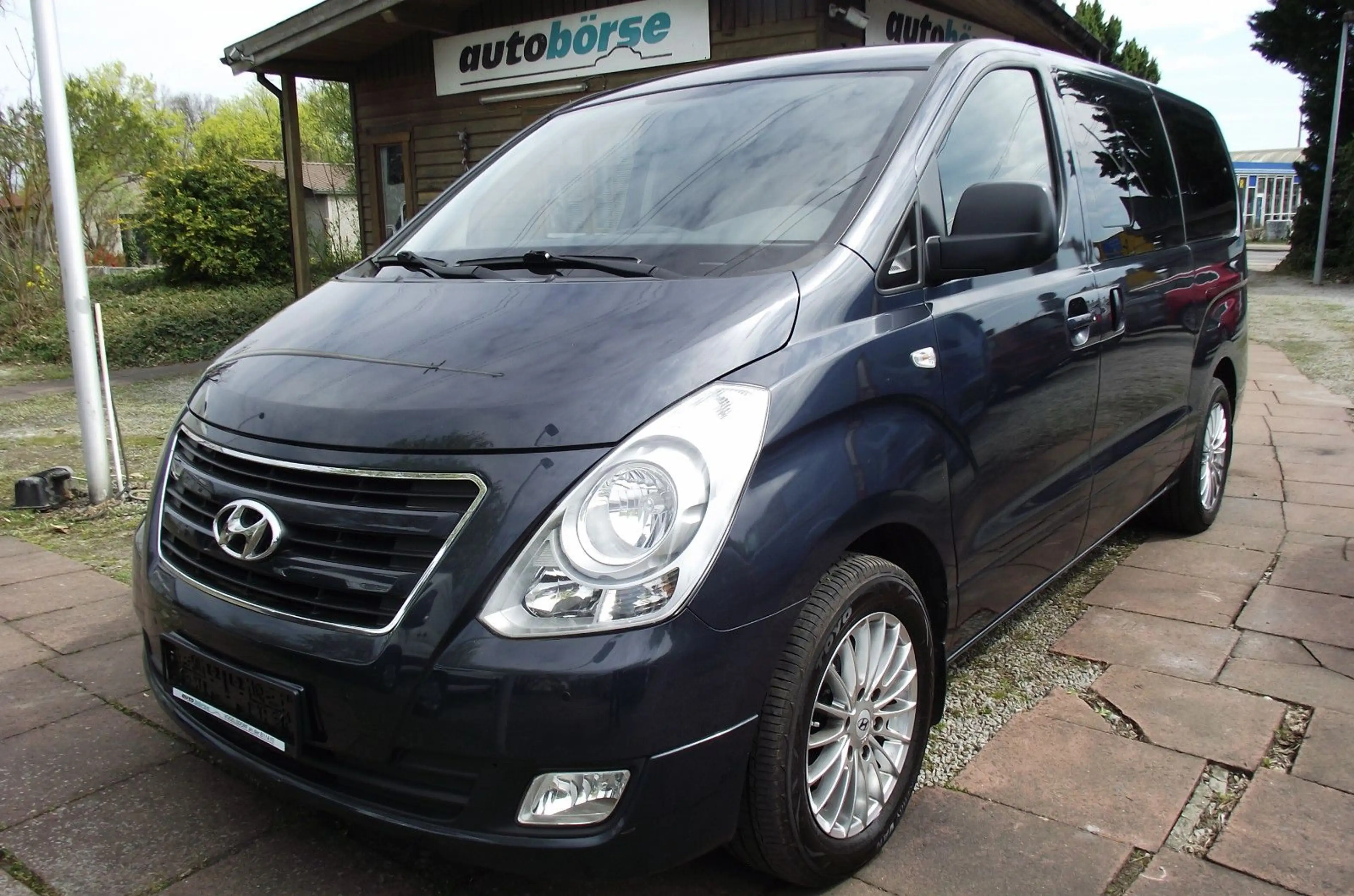 Hyundai H-1 Travel Trend Automatik , Navi ,Standheizung