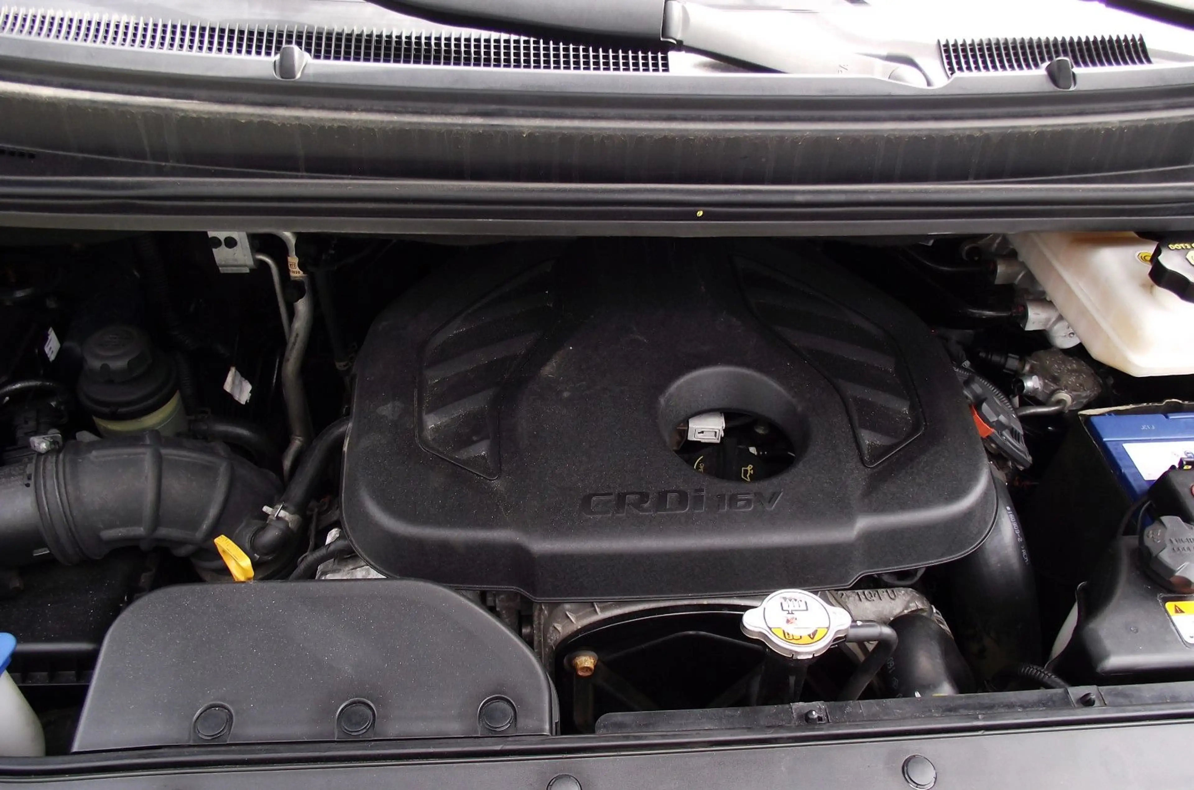 Hyundai H-1 Travel Trend  Automatik , Navi ,Standheizung — photo 11