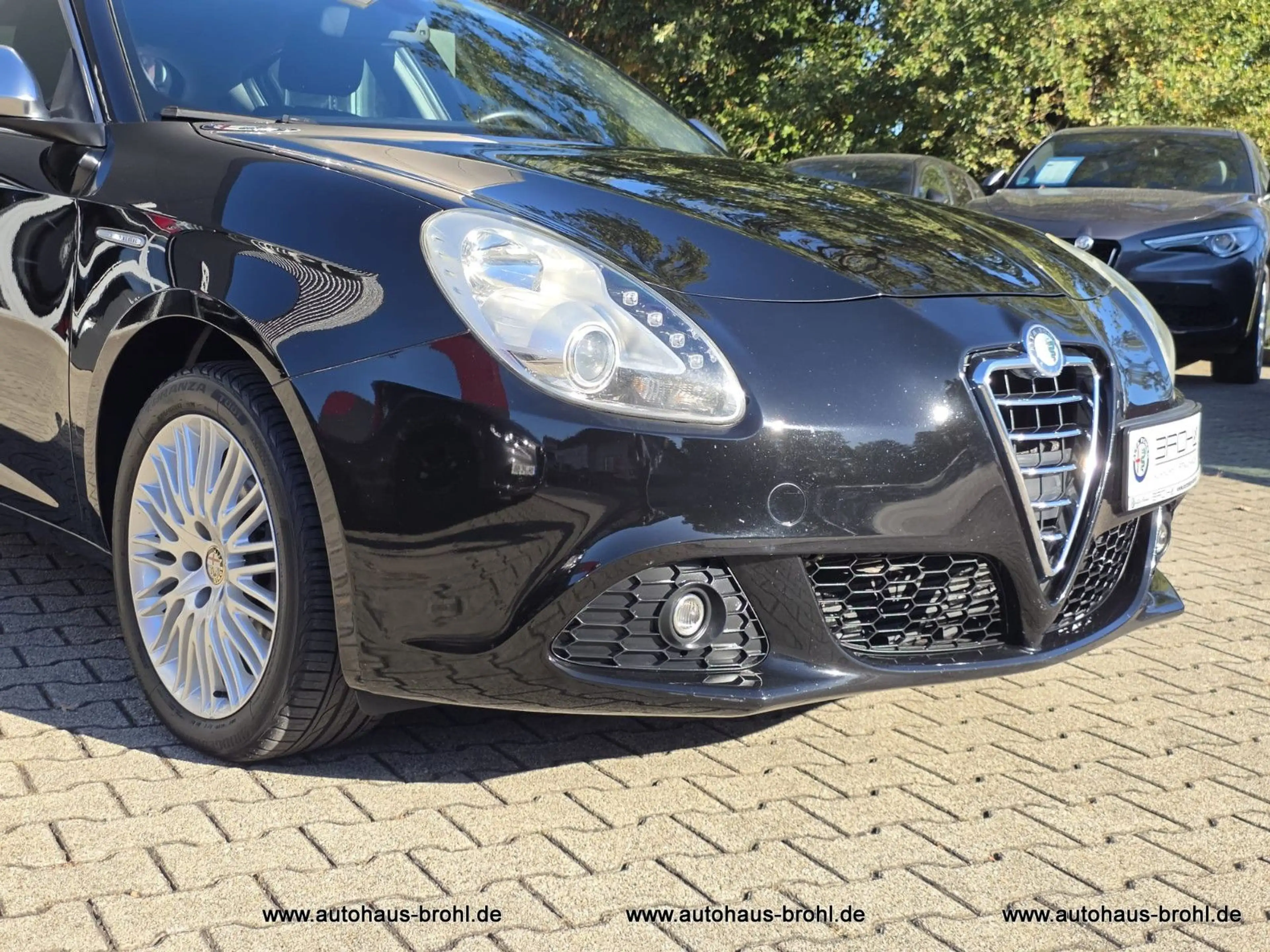 Alfa Romeo Giulietta Turismo 120PS — photo 3