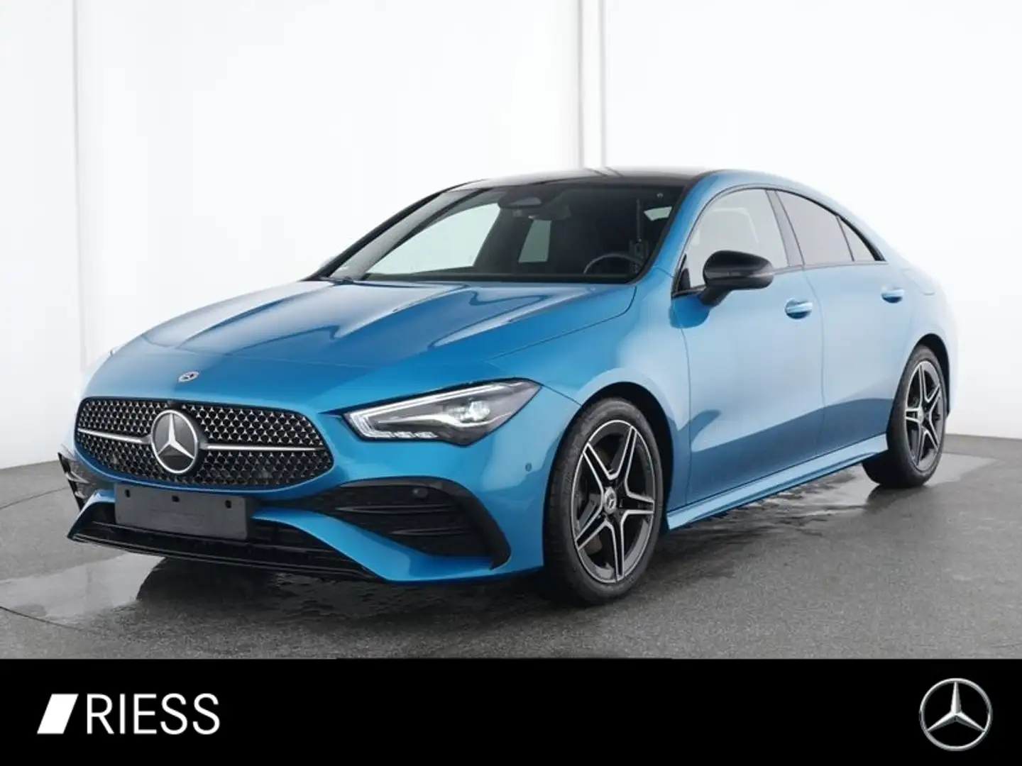 Mercedes-Benz CLA 200 d AMG Sport Night LED Pano W-Paket Keyless Blau - 1