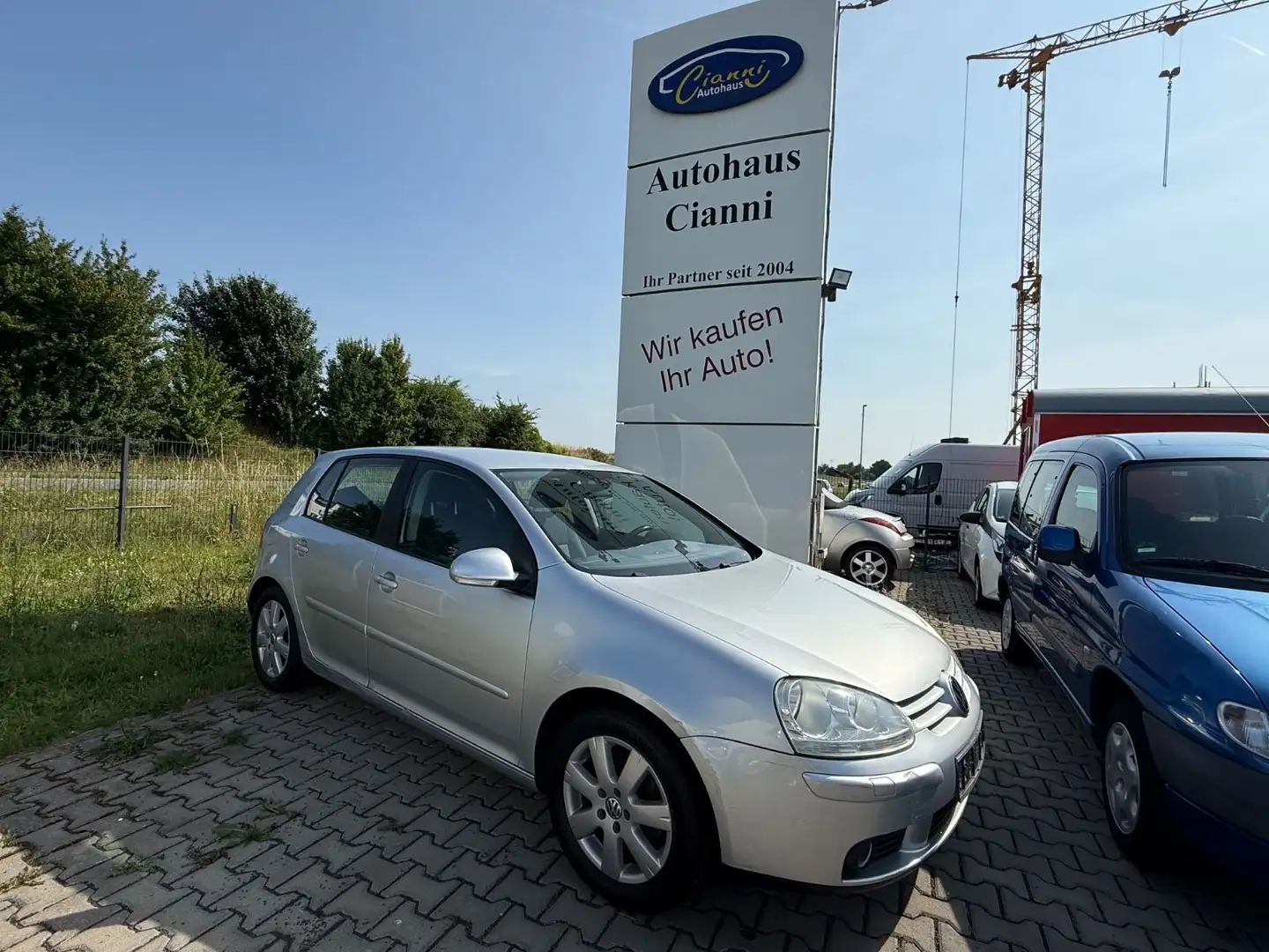 Volkswagen Golf V Lim. Tour** 159 tkm ! TÜV NEU Silber - 1
