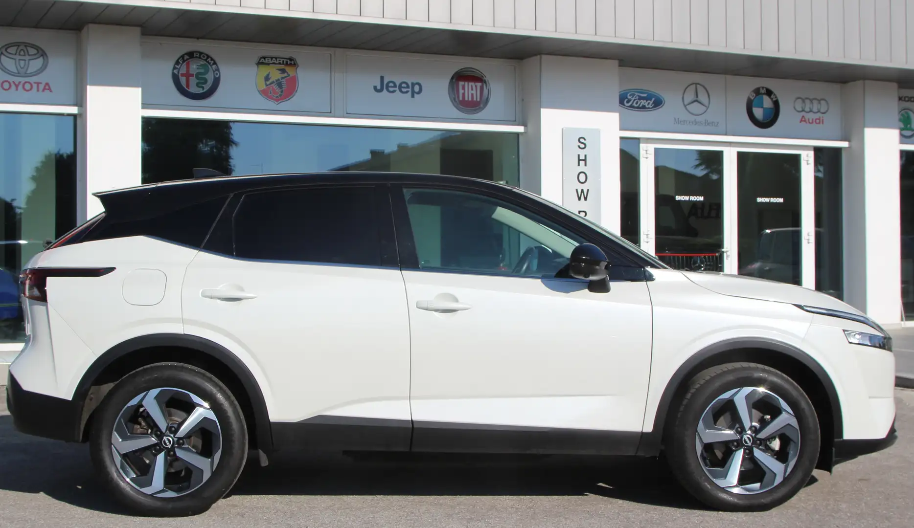 Nissan Qashqai Qashqai 1.3 mhev N-Connecta 2wd 140cv Blanc - 2