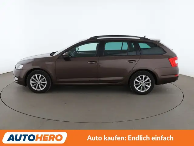 Skoda Octavia view 3
