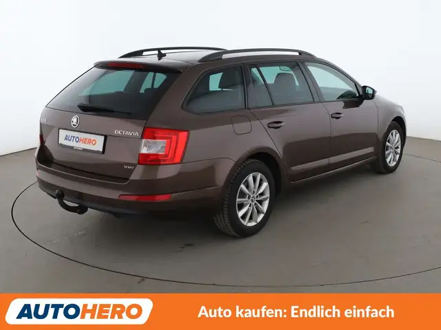 Skoda Octavia view 6