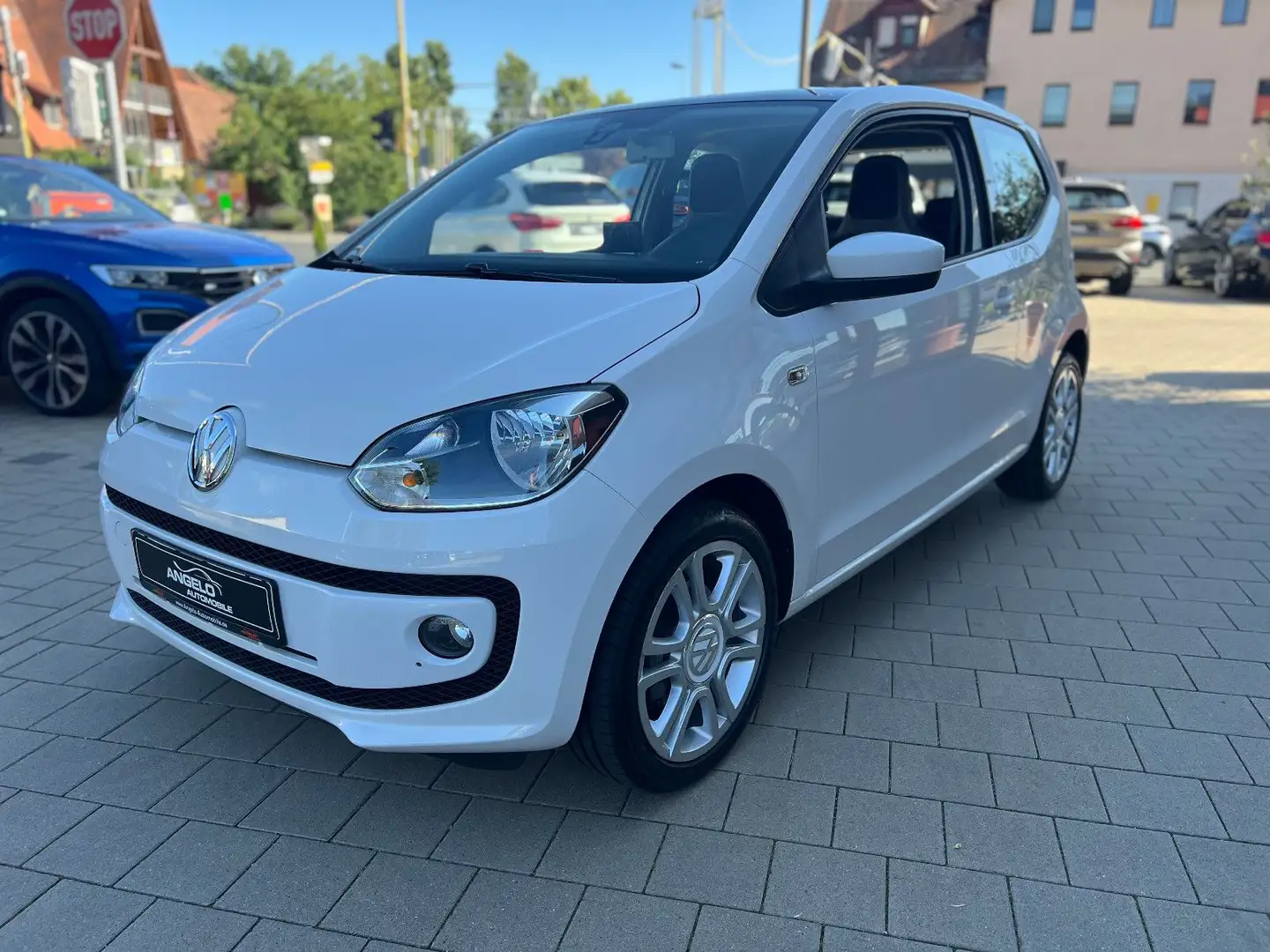 Volkswagen up! high up! 1,0 *Pano*Navi*SH*PDC*Neuwertig* Blanc - 1