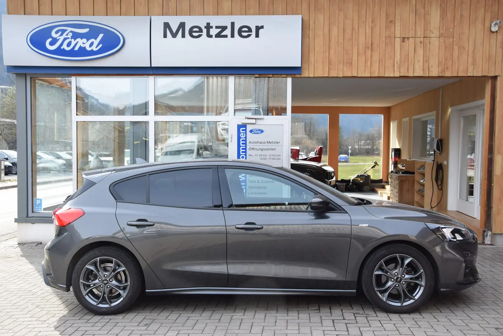 Ford Focus **Kamera**Navi**Tempomat**Winterpaket** Grau - 1
