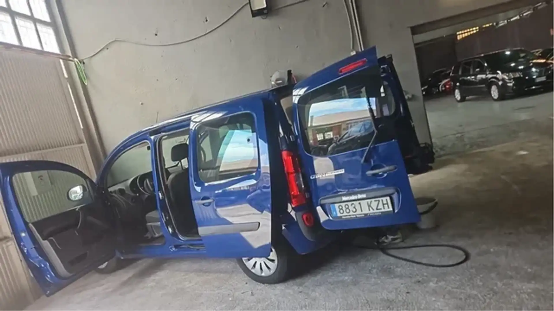 Mercedes-Benz Citan N1 Tourer 109CDI Select Bleu - 2