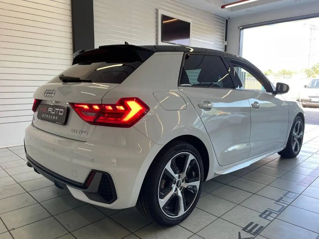 Audi A1 Sportback 30 1.0tfsi adrenalin 110cv Manuale, миниатюра 6