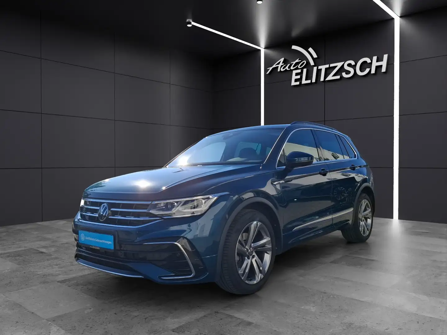Volkswagen Tiguan TSI R-line DSG Matrix Navi AID ACC 360° Pano 19" Blau - 2