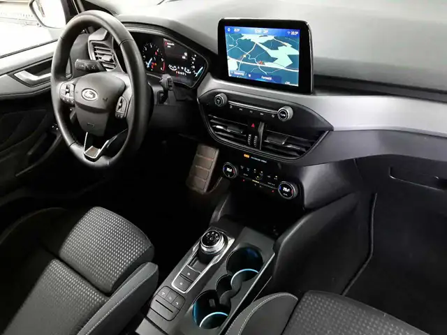 Ford Focus view 9