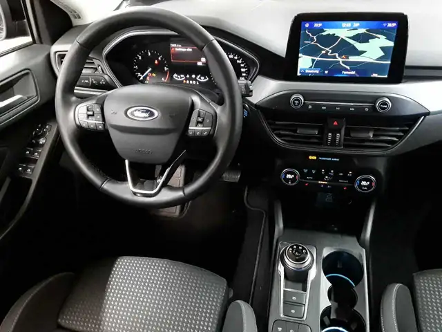 Ford Focus view 10