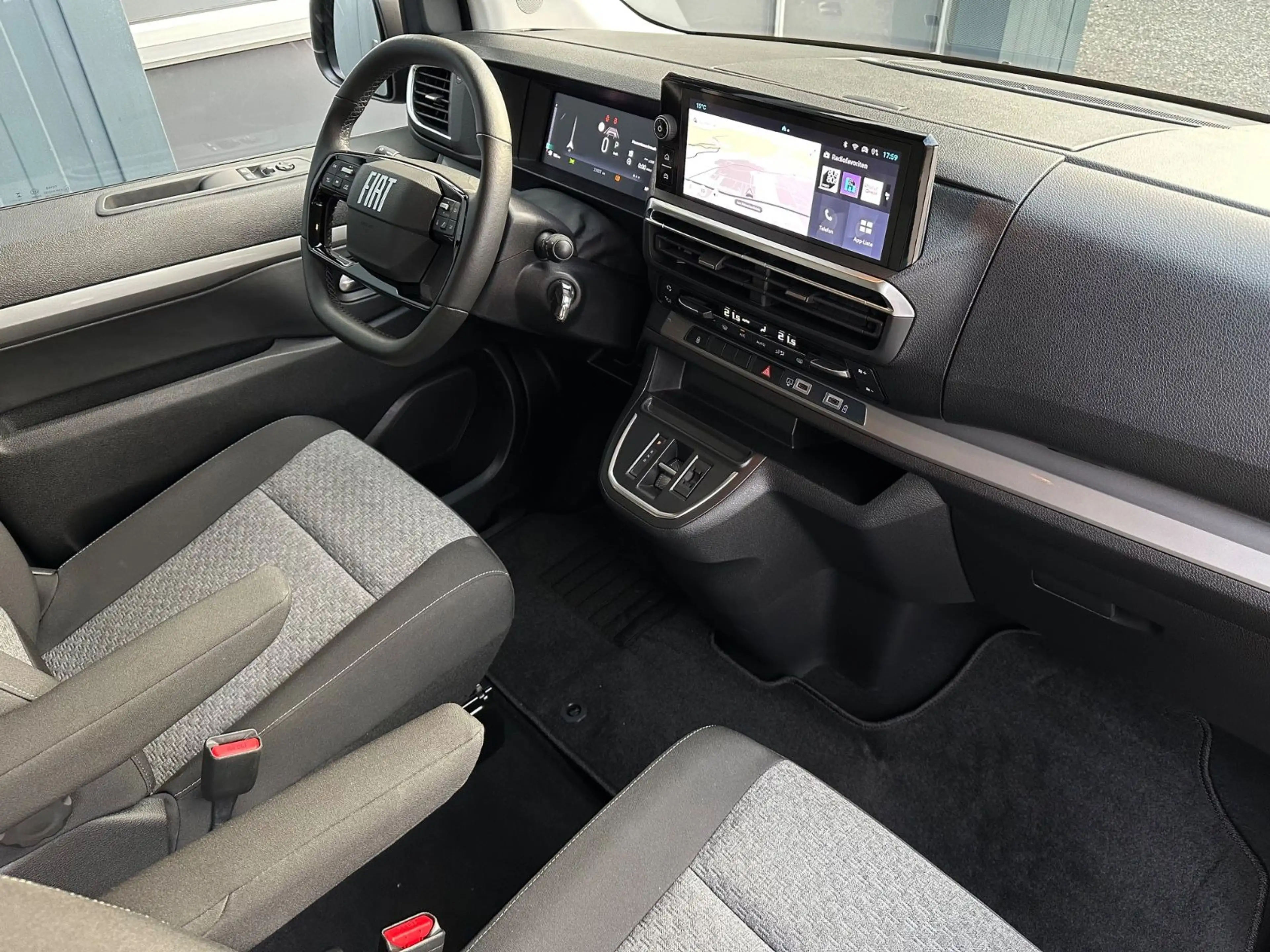 Fiat Ulysse 180 BlueHDi L3°8-Sitze°AHK°Navi°LED — photo 14