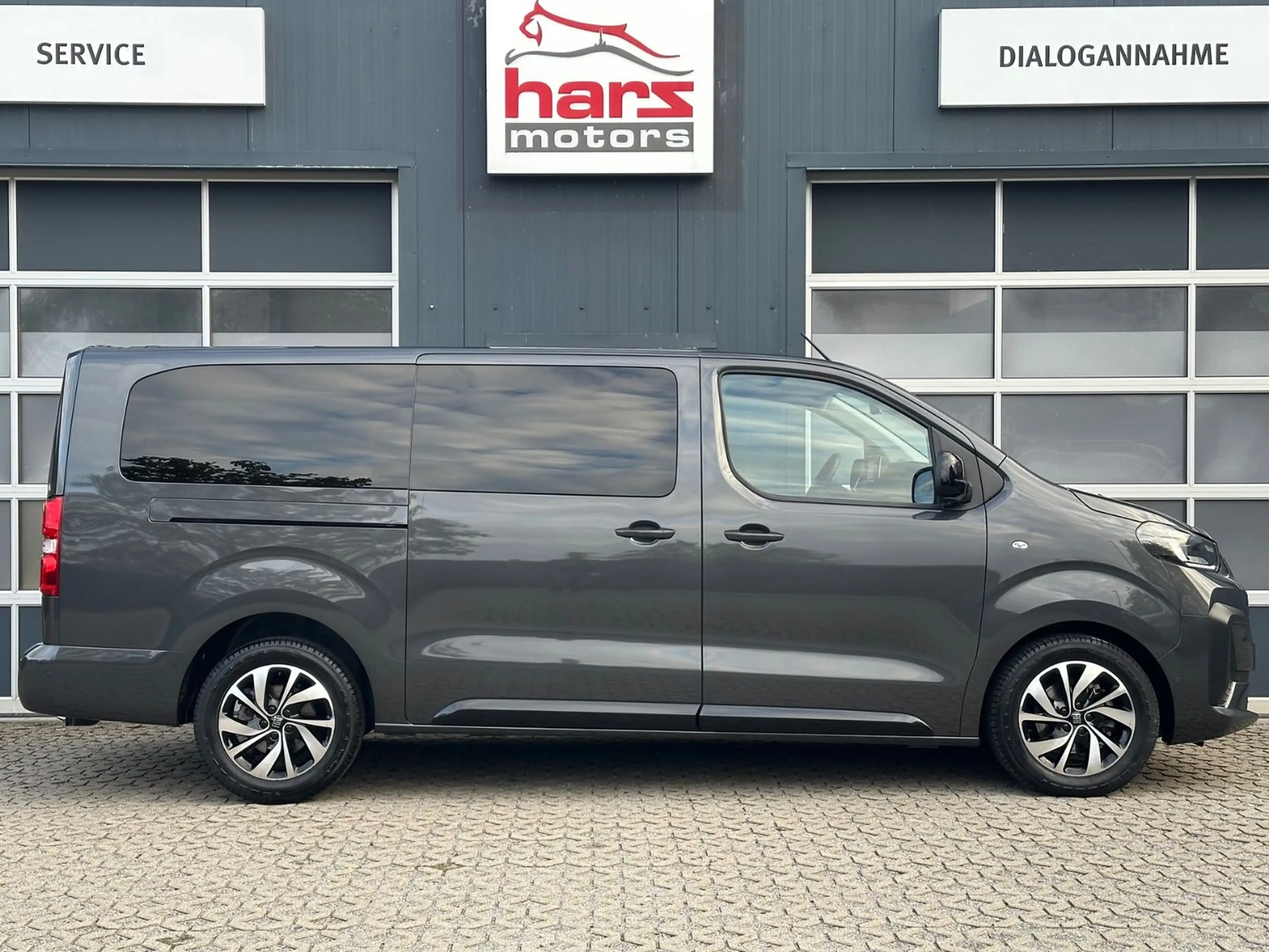 Fiat Ulysse 180 BlueHDi L3°8-Sitze°AHK°Navi°LED — photo 5