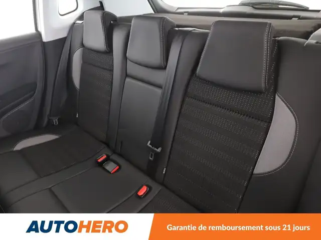 Peugeot 2008 view 14