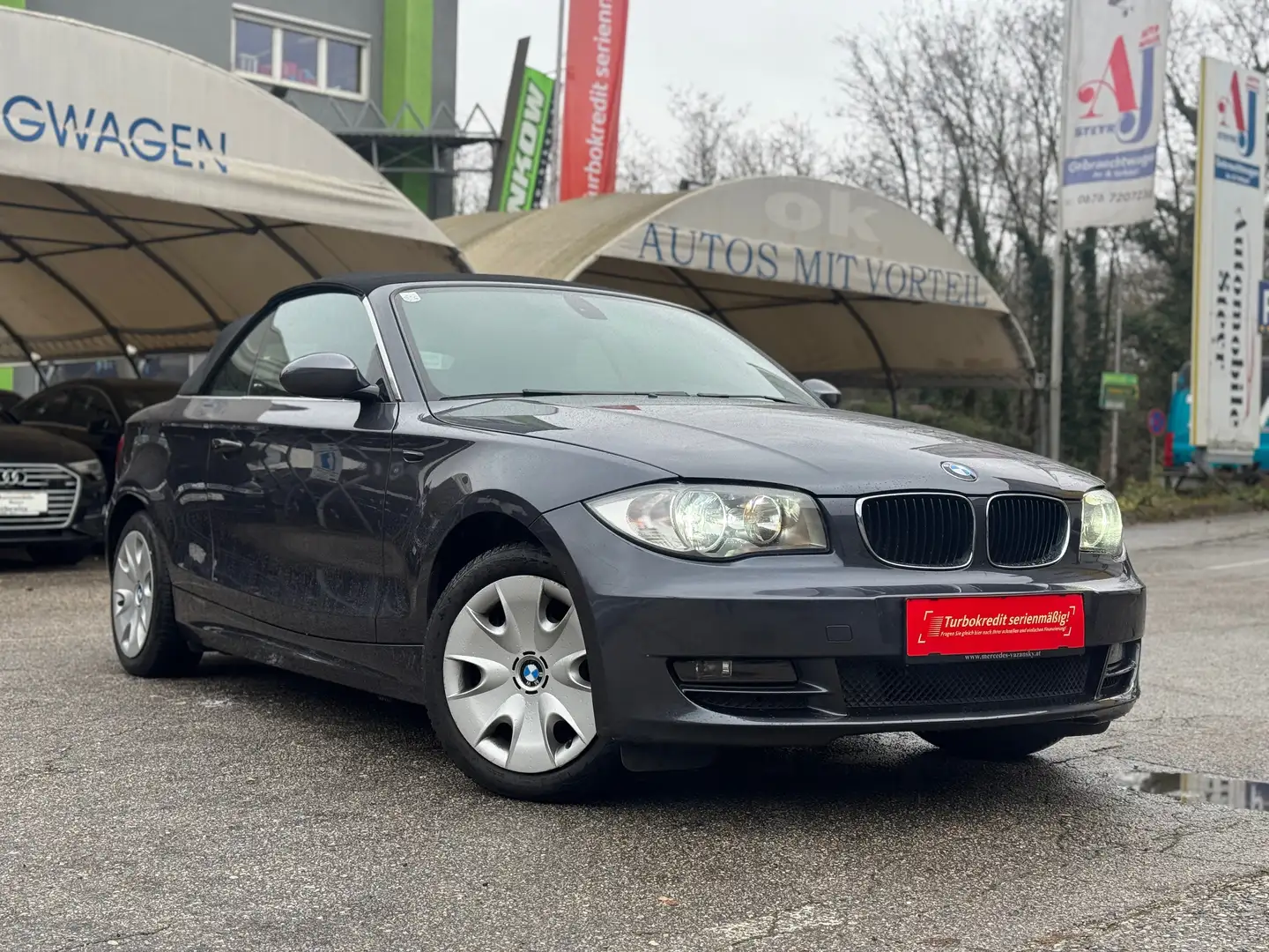 BMW 118 i Cabrio Österreich-Paket Grau - 1