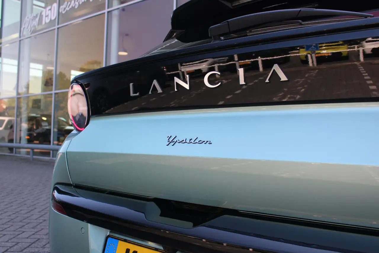 Lancia Ypsilon 2025 — фото 21
