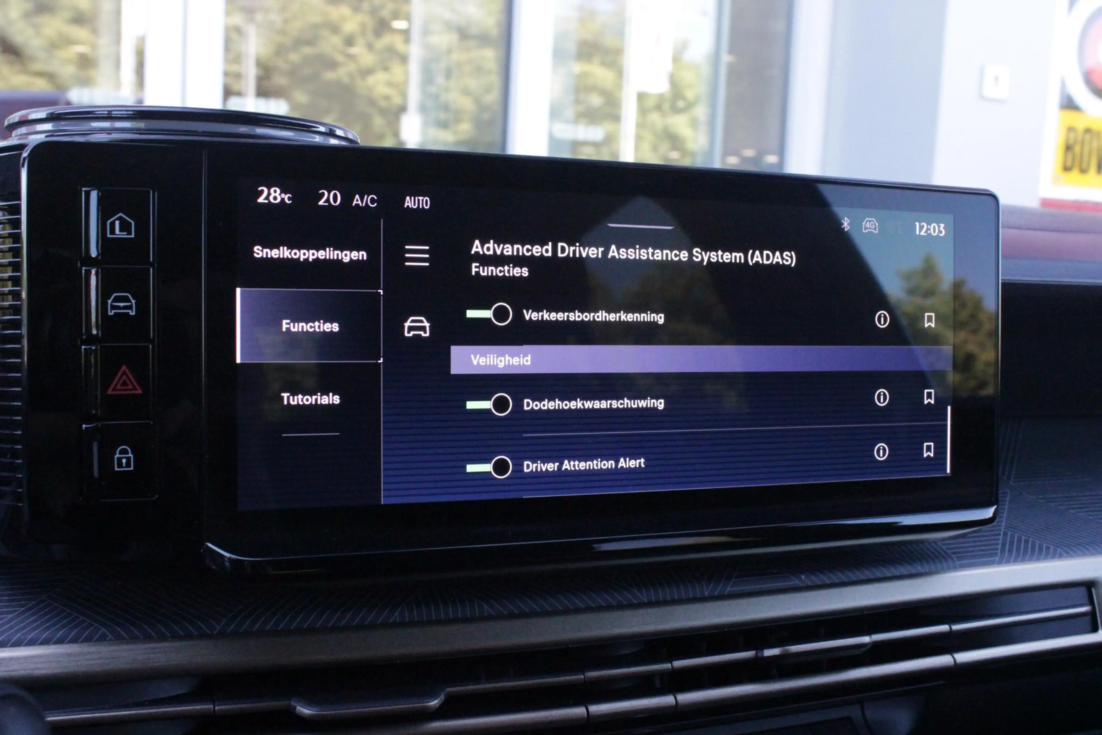 Lancia Ypsilon 1.2 Hybrid 110PK AUTOMAAT LX | CAMERA VOOR + ACHTE — photo 42