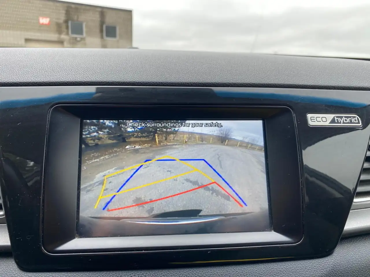 Kia Niro снимка Kia Niro