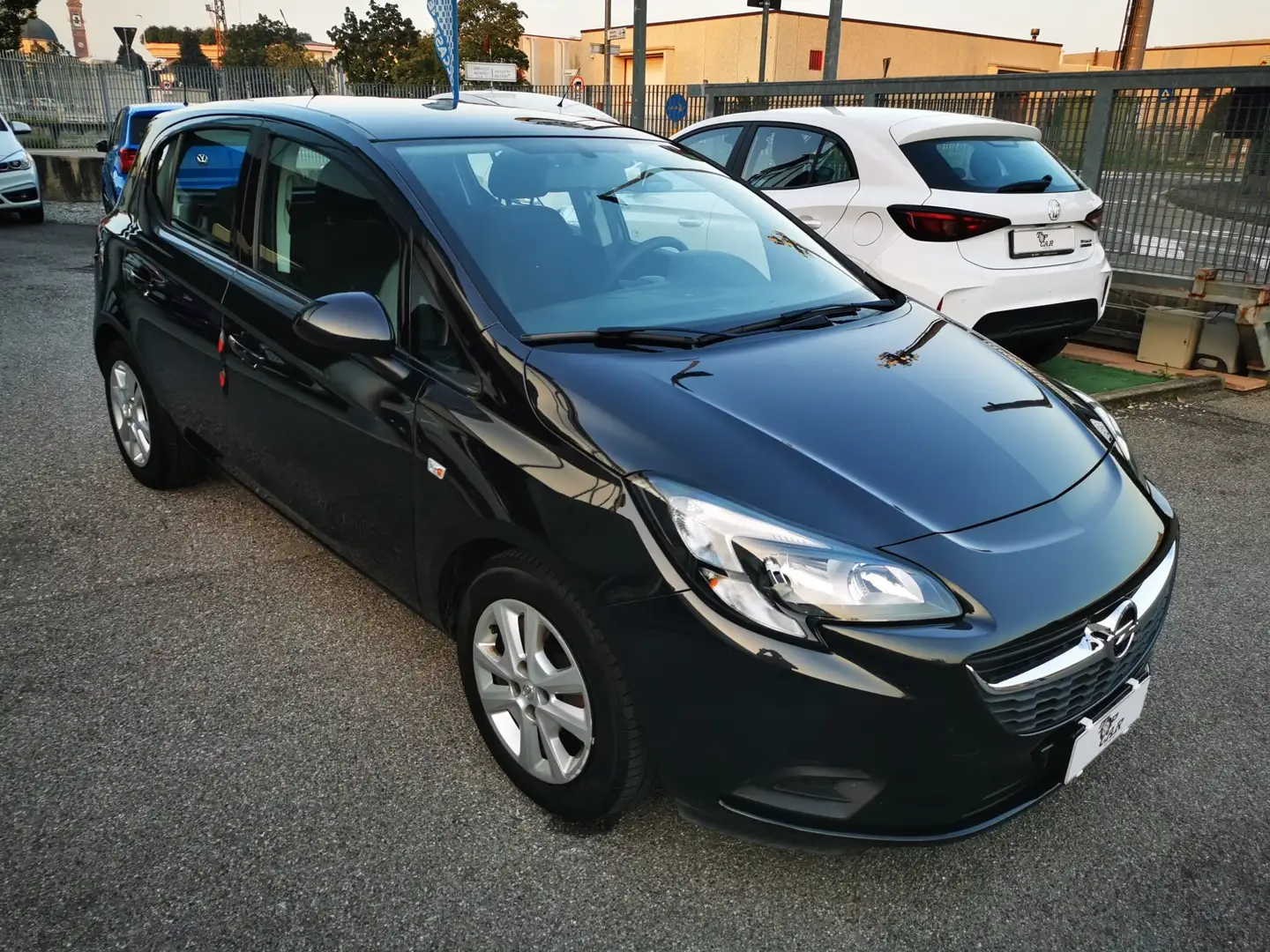 Opel Corsa 5p 1.2 Advance (n-joy) ADATTA A NEOPATENTATI Noir - 1