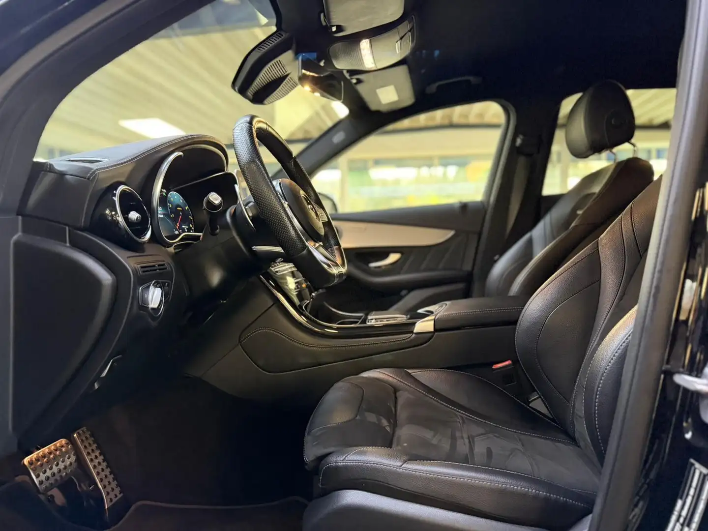 Mercedes-Benz GLC 63 AMG 4MATIC+ Schwarz - 2