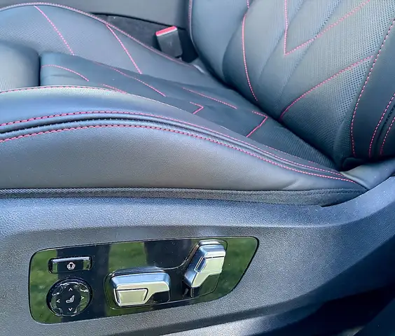 BMW XM Label Red - 1. Besitz - Neuwertig - Leasingbonu... Ansicht 35
