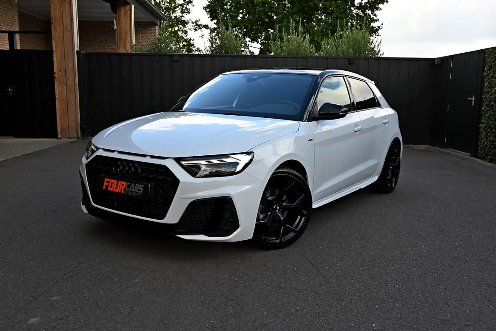 Audi A1 SPORTBACK 30 TFSI S edition | 2024 | 10.000KM | S- Wit - 2
