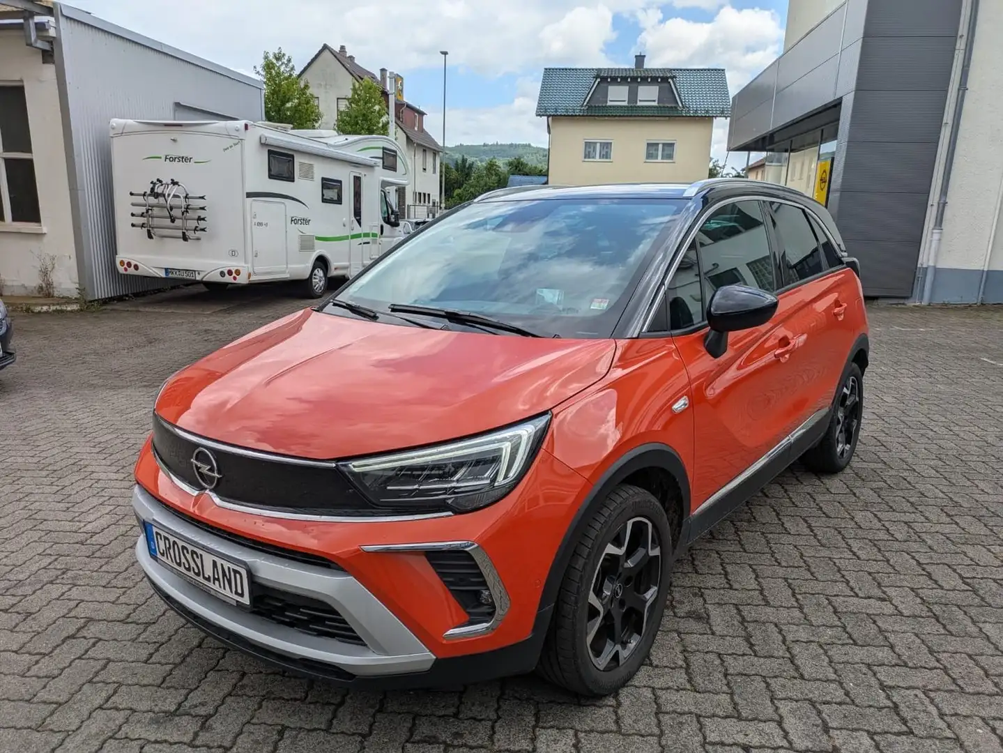Opel Crossland X Ultimate Orange - 1