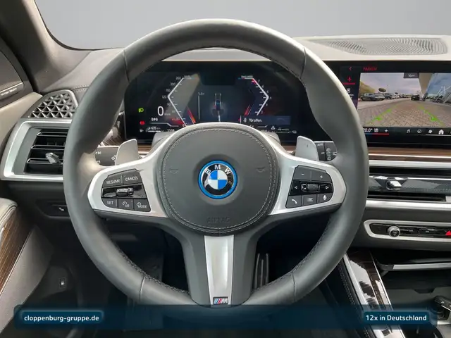 BMW X5 view 13