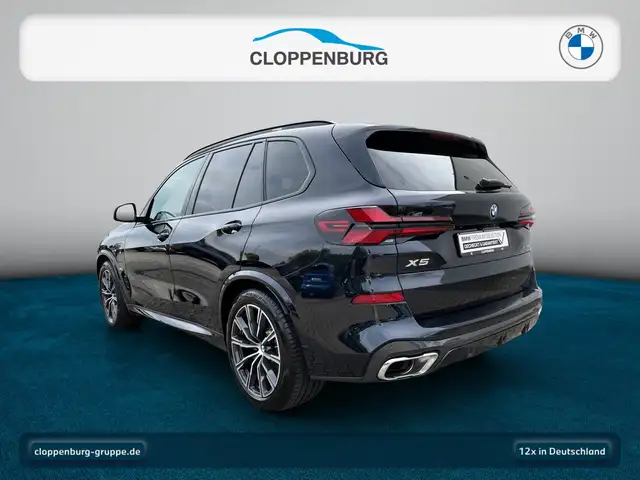 BMW X5 view 3