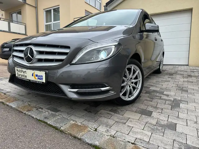 Mercedes-Benz B 200 B -Klasse B 200
