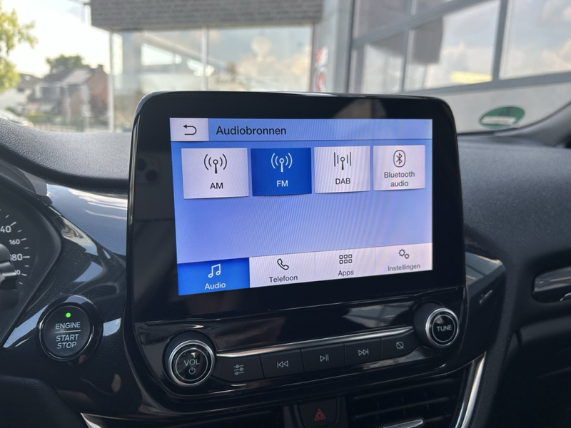 Ford Fiesta 1.0 EcoBoost 95pk 5dr ST-Line — photo 22