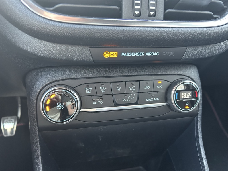 Ford Fiesta 1.0 EcoBoost 95pk 5dr ST-Line — photo 24